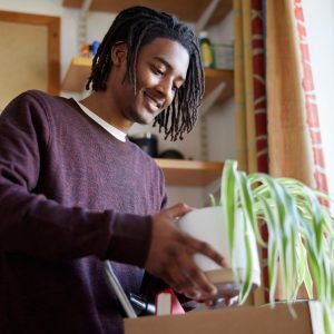 Students can save with Vaultra moving & storage - contact us to learn more!